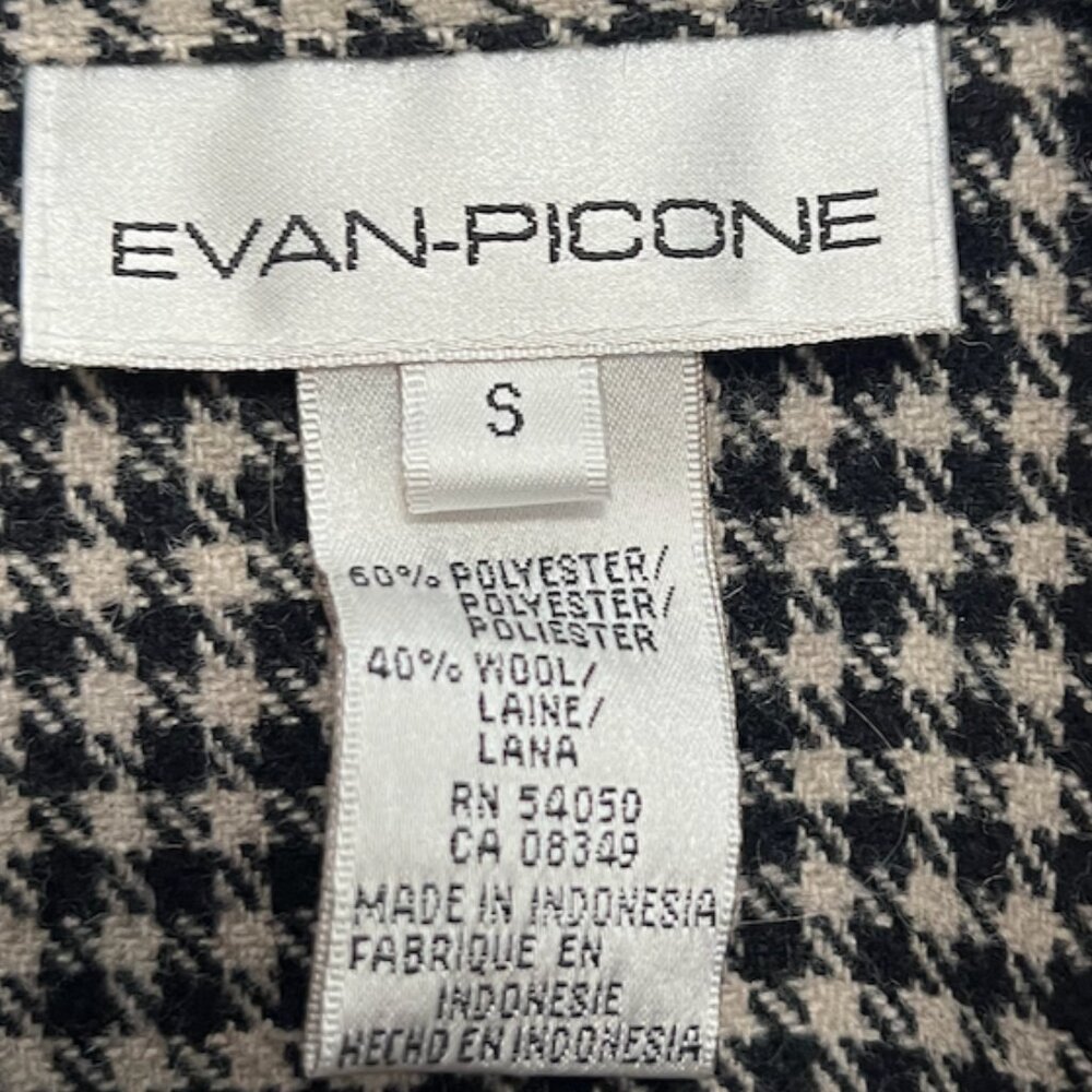 Houndstooth Button Up - Picture 2 of 5